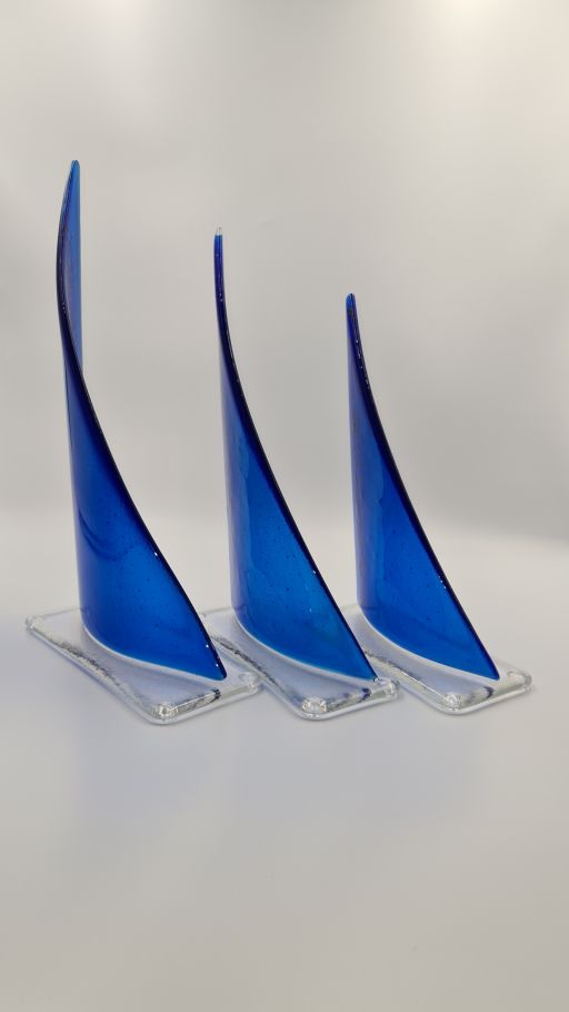 Plymouth Glass Gallery Ian Nicholls Fused Glass Art Sail Set Blue Edge On